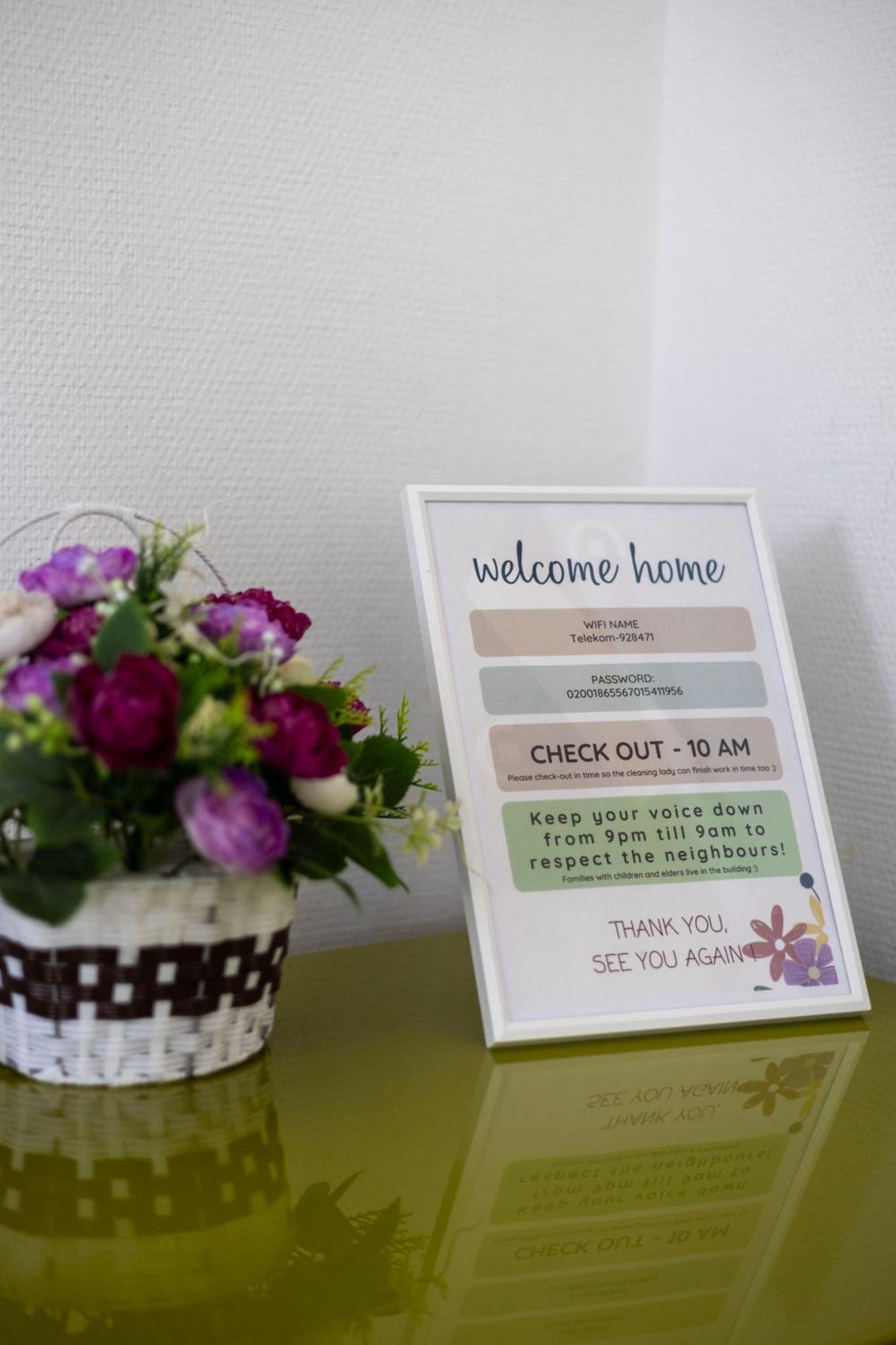 Deluxe Downtown W' Balcony In The Heart Of Apartmán